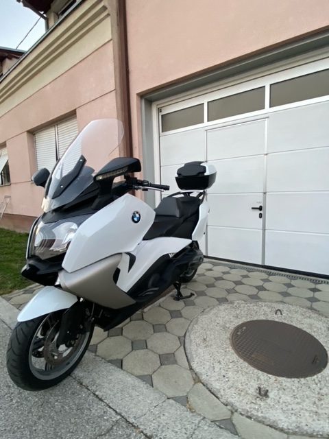 BMW C650GT