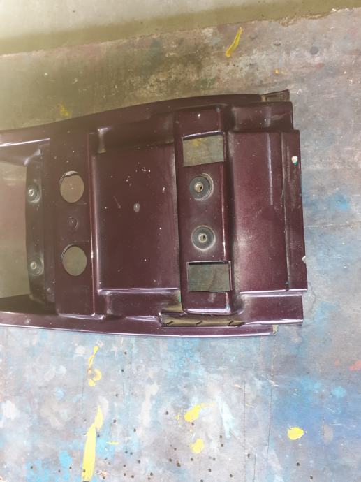 Prodajem dijelove za Hyosung 125 Cruiser II 95-99g classic