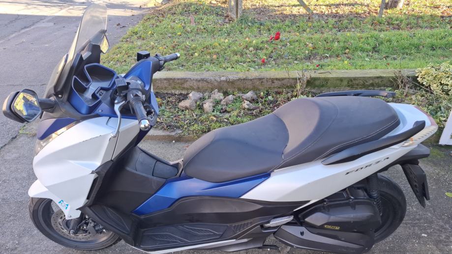 Honda Forza 125, 18976km, 2015 god.