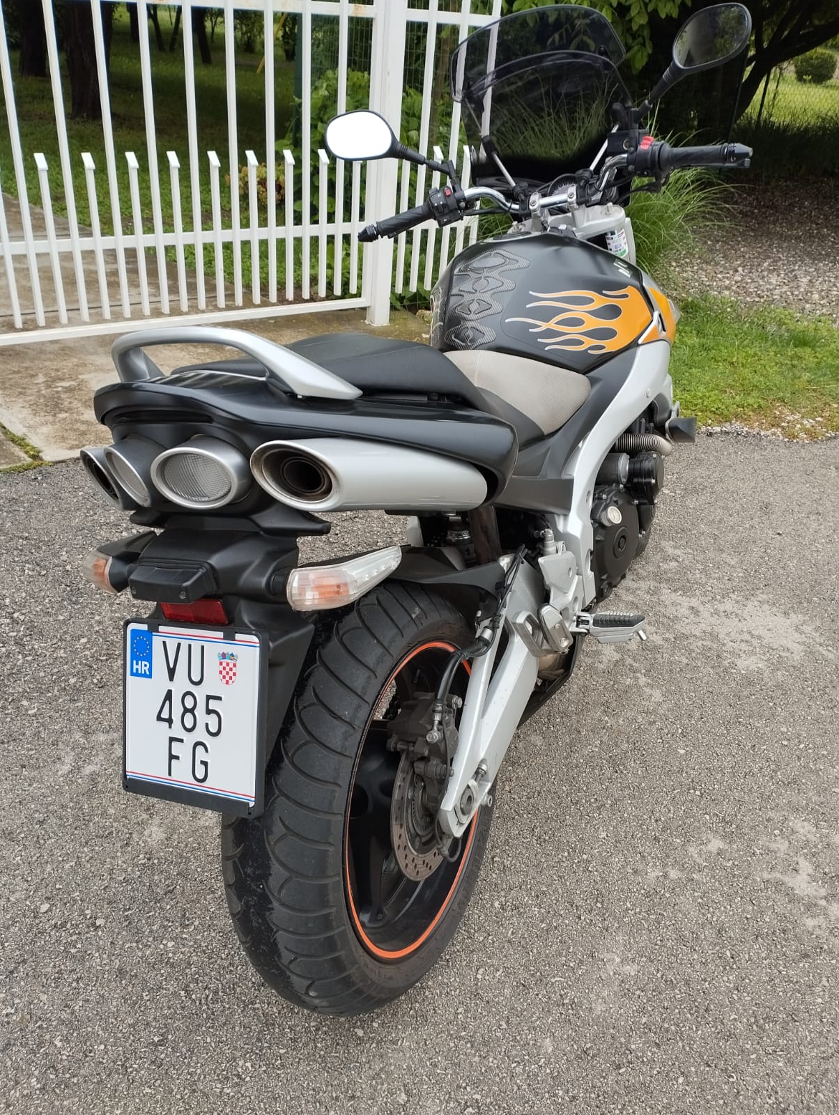 Suzuki GSR 600A
