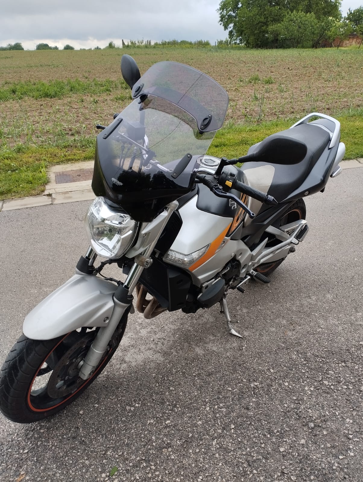 Suzuki GSR 600A