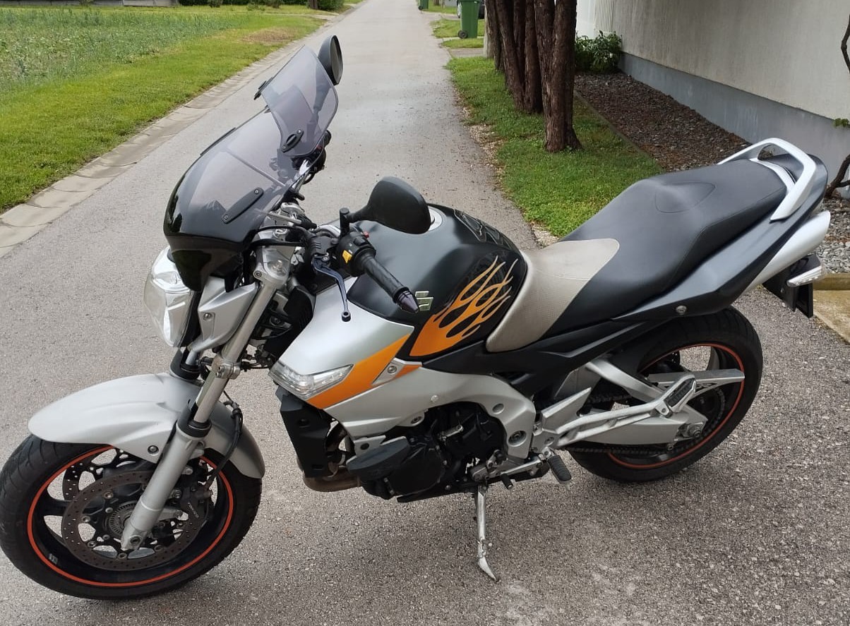 Suzuki GSR 600A