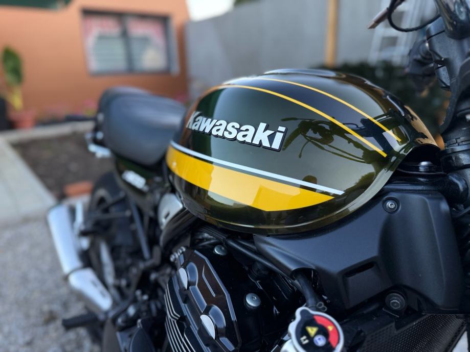 Kawasaki Z900 RS, 2021 god.