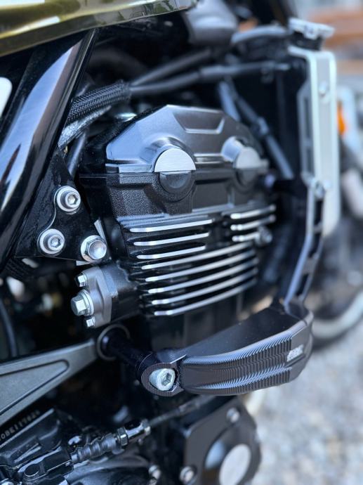 Kawasaki Z900 RS, 2021 god.