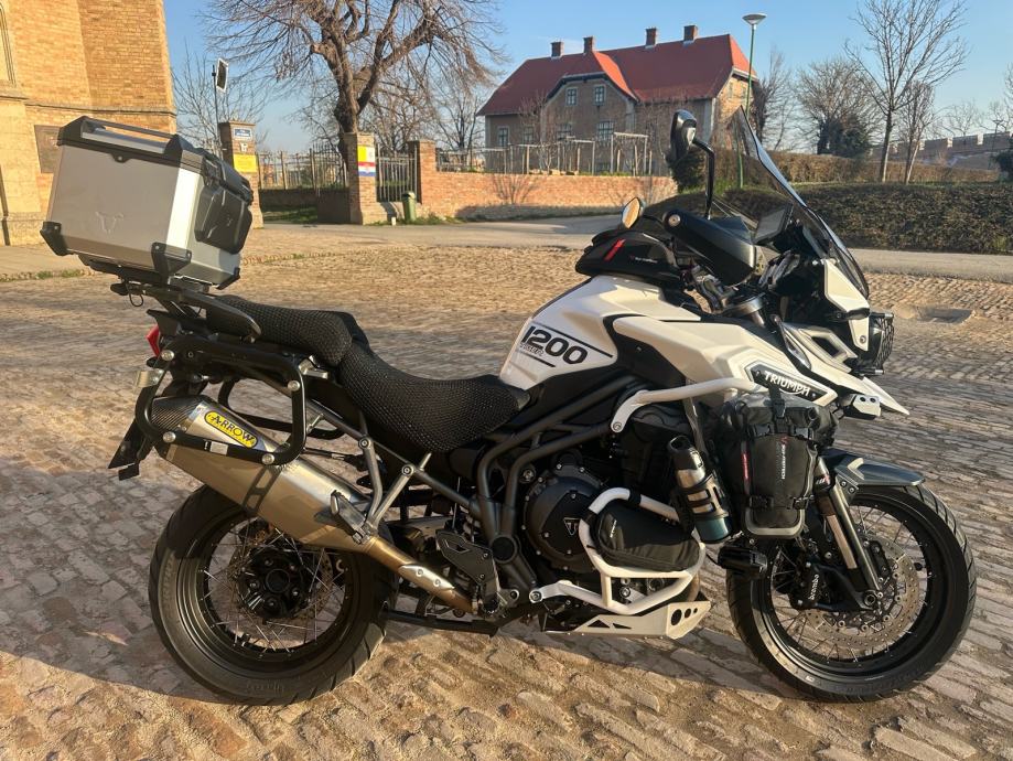 Triumph Tiger Explorer XCX1200, 2016 god.