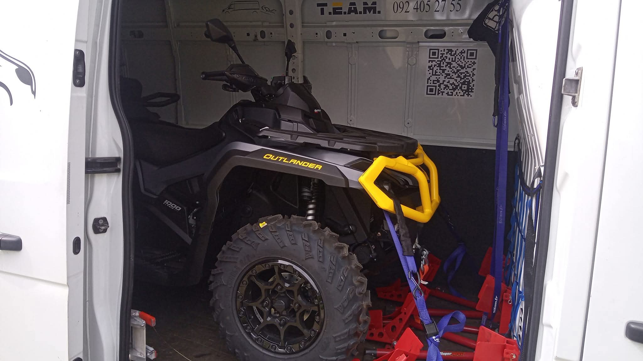 Prijevoz motora i pomoć na cesti