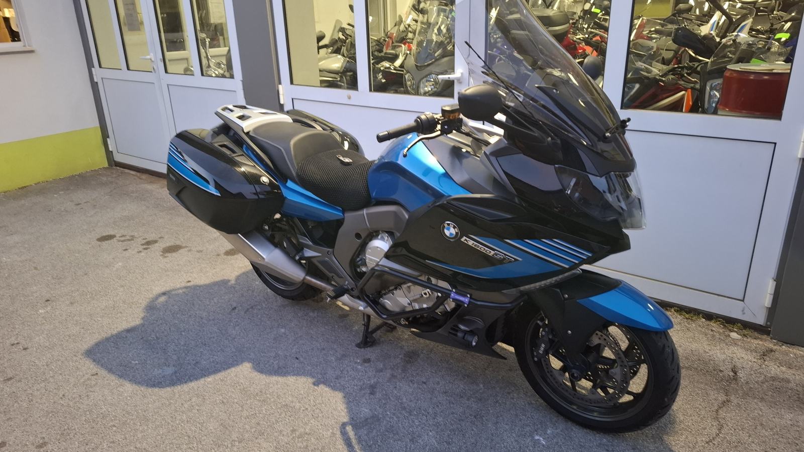BMW K1600GT, 35.382 km, servisna knjiga, top stanje, 2016 god.
