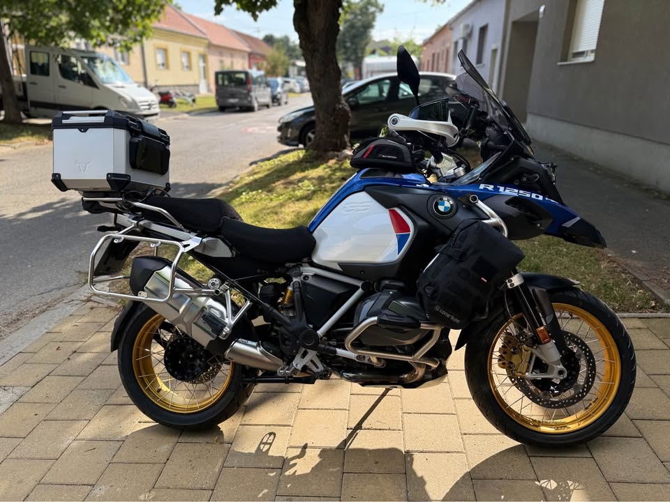 Besplatni oglasnik za motocikle, skutere, ATV-e i prateće djelatnosti ...