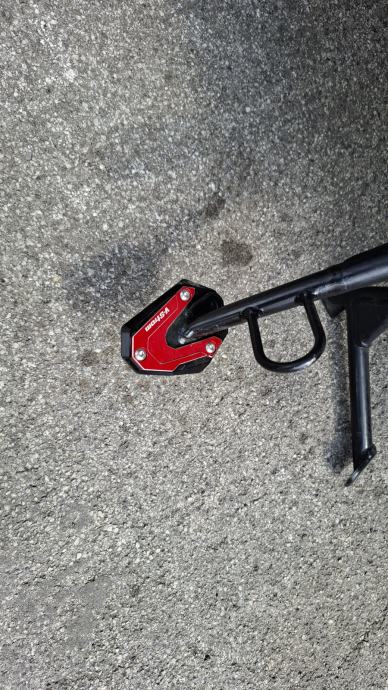 Suzuki DL 650 XT V-strom, 25989km, puno opreme, garancija, 2016 g.