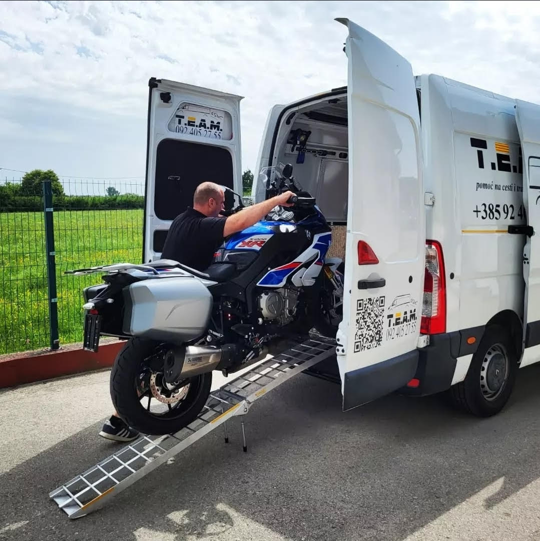 Prijevoz motora i pomoć na cesti