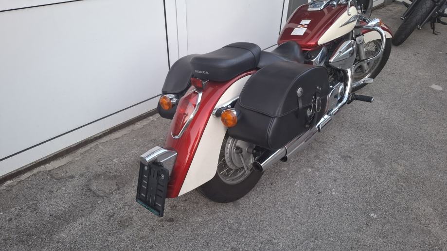 Honda Shadow 750, 23.799 km, kao nova, garancija, 2008 god.