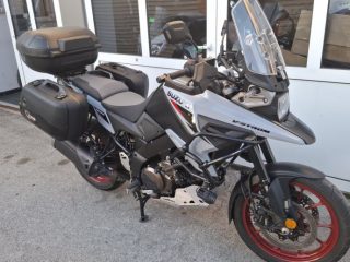 suzuki dl1050 v-strom, kao nov, puno opreme, garancija, 2023 god.