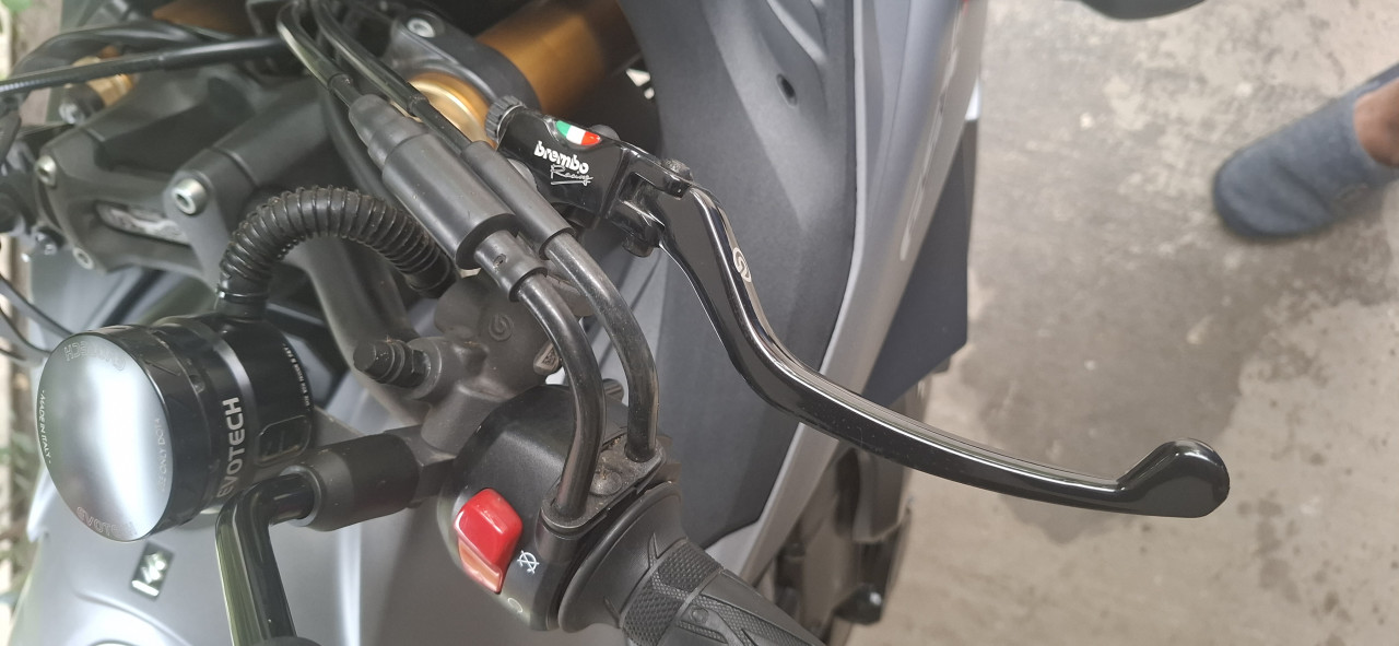 Prodaje se Suzuki GSX-S 1000F