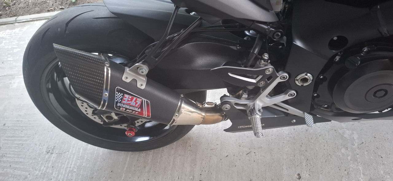 Prodaje se Suzuki GSX-S 1000F