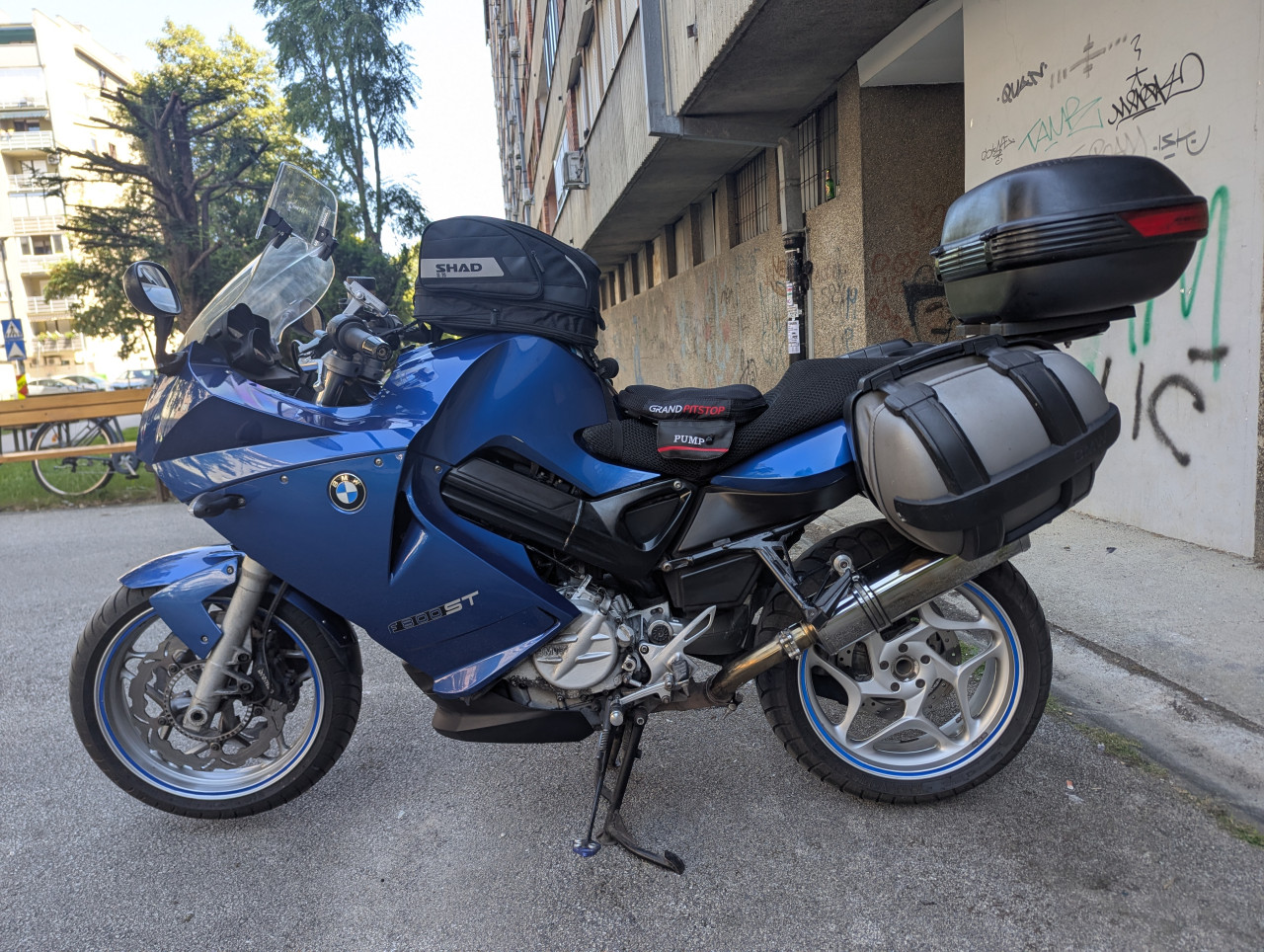 BMW F800ST registriran do 6/2026