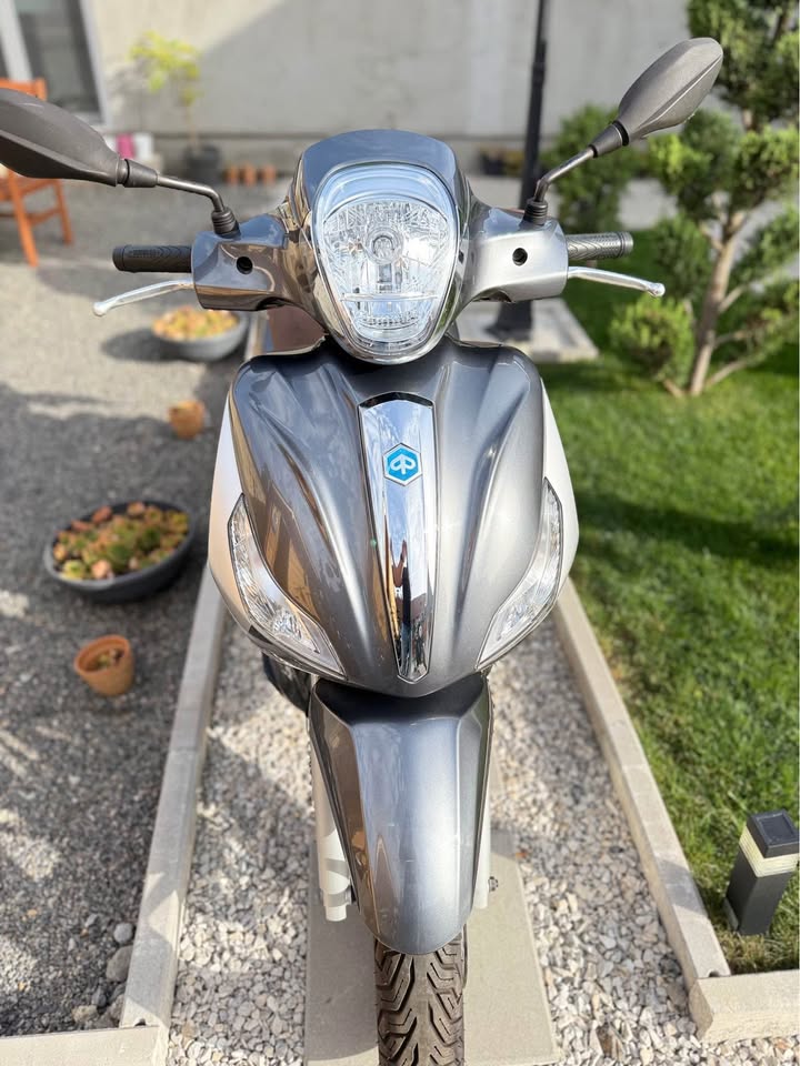 Piaggio Medley 125
