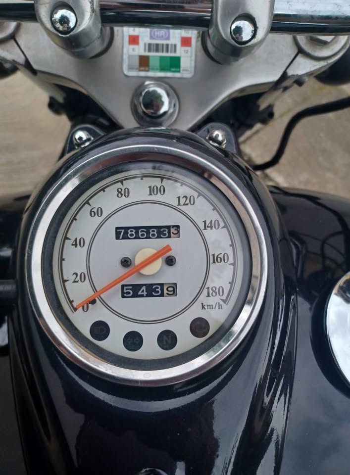 Yamaha Drag Star xvs 650 clasic 2002 god.