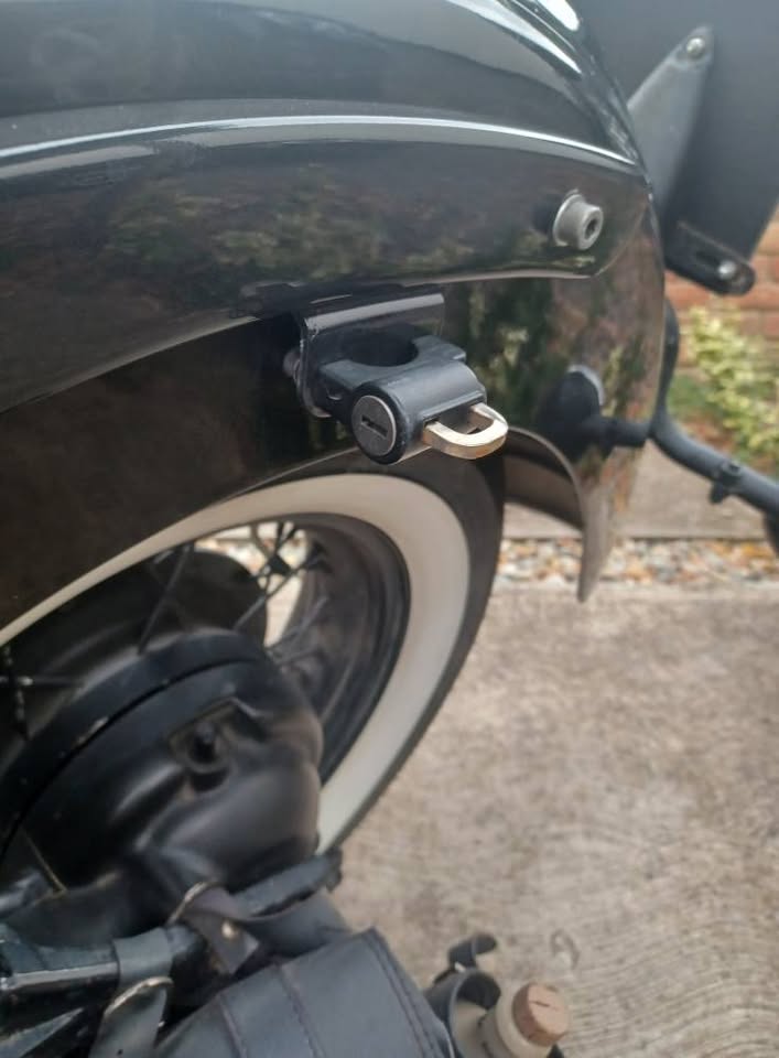 Yamaha Drag Star xvs 650 clasic 2002 god.