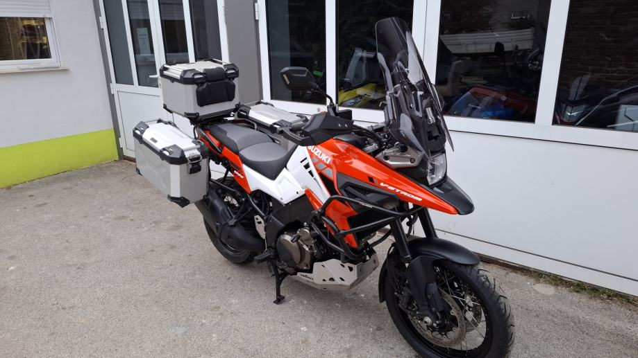 Suzuki DL1050XT V-Strom, puno opreme, garancija, 2020 god.