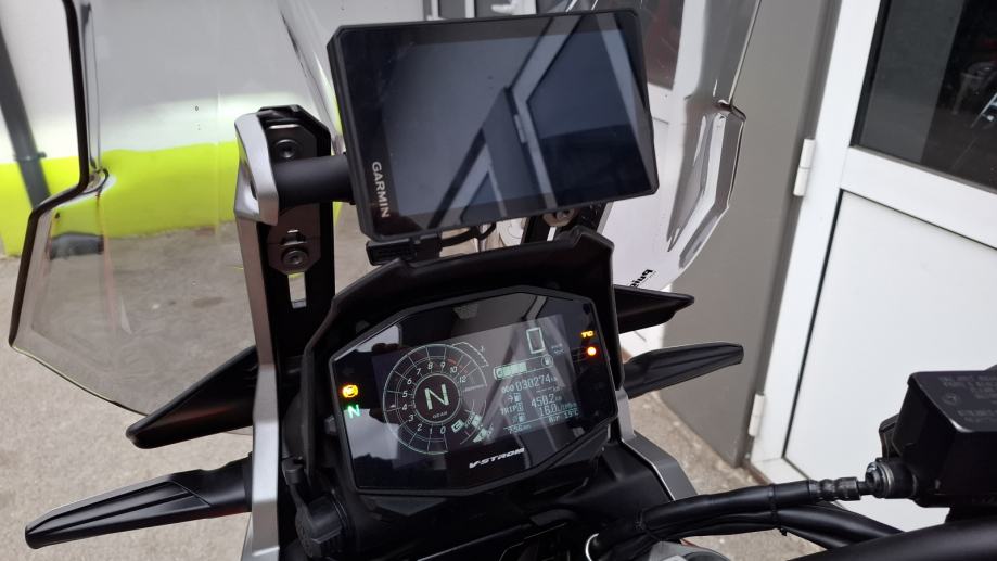 Suzuki DL1050XT V-Strom, puno opreme, garancija, 2020 god.
