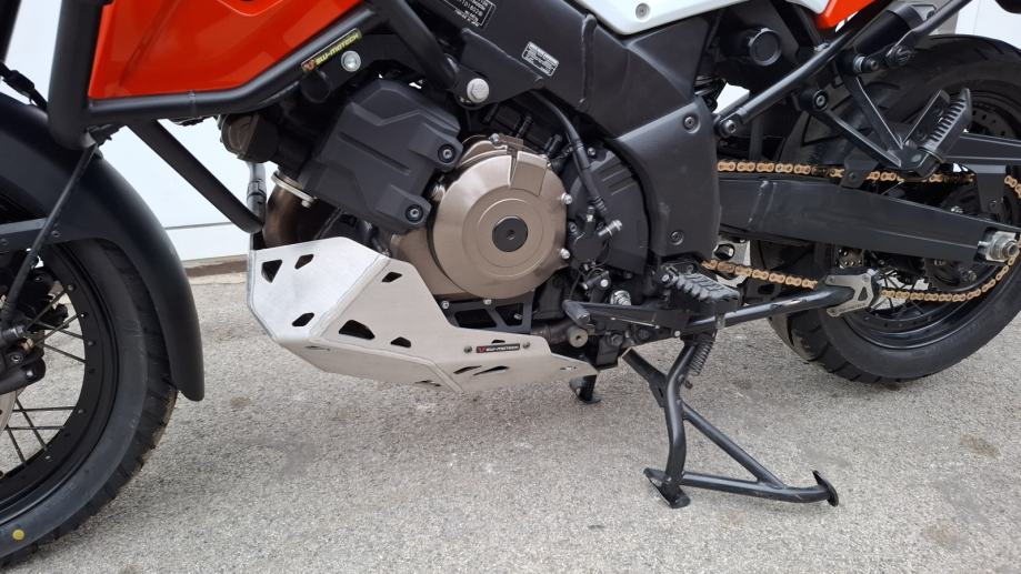 Suzuki DL1050XT V-Strom, puno opreme, garancija, 2020 god.