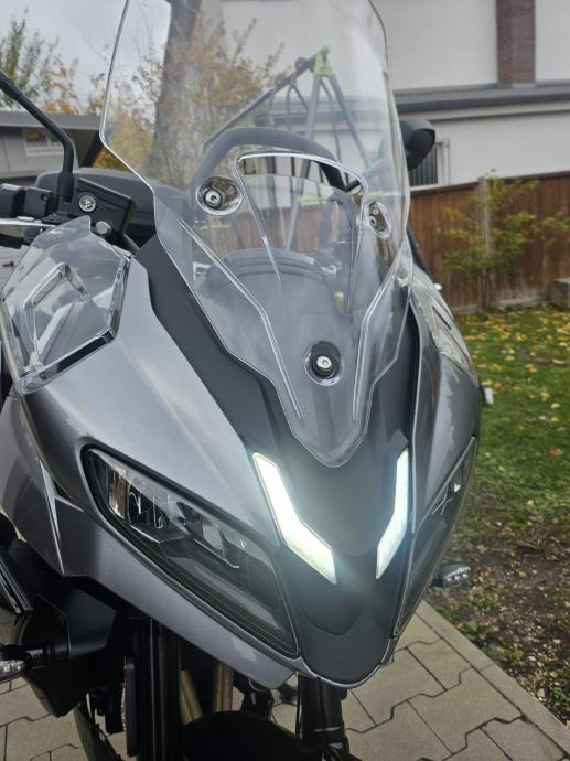 Triumph Tiger 800 Sport, puno opreme, 2025 god.