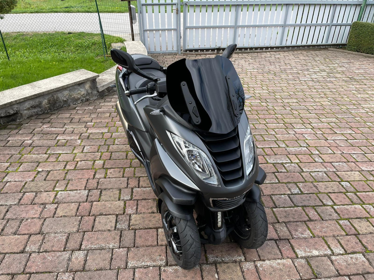 Peugeot Metropolis 400i