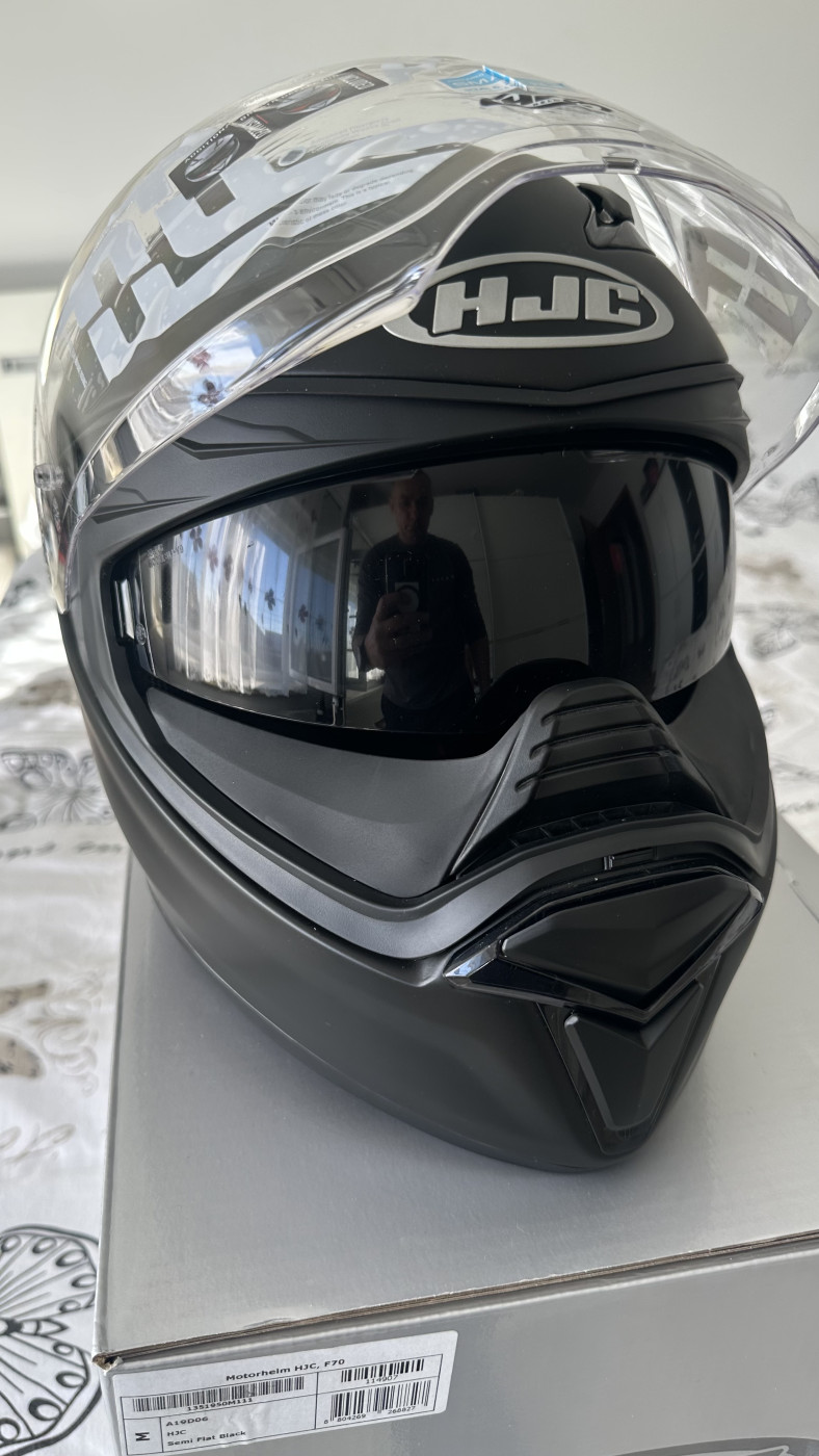 HJC F70 “M”