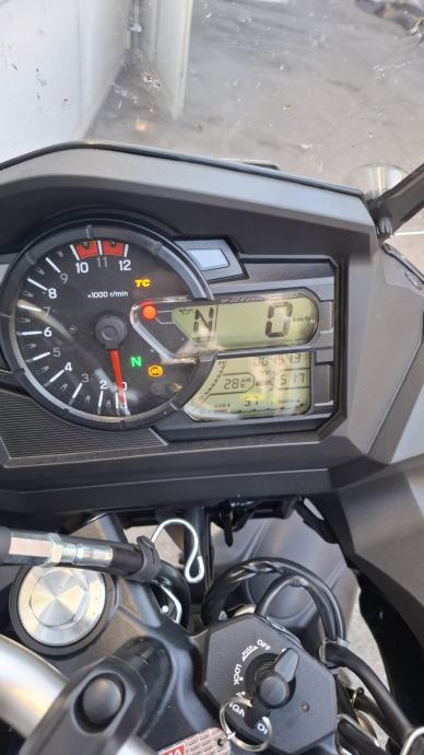 Suzuki DL 650 XT V-Strom, 4.543 km, tvorničko jamstvo, 2025 god.