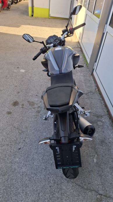 Yamaha MT 125, 8.899 km, garancija, 2017. god.