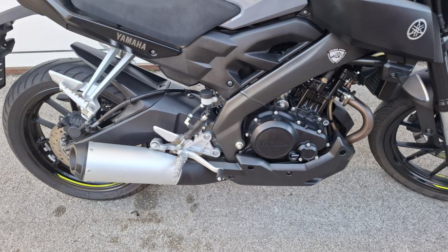 Yamaha MT 125, 8.899 km, garancija, 2017. god.