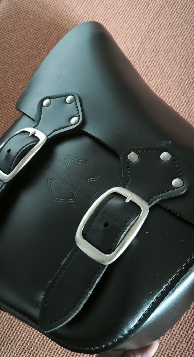 Bočna torba OEM Harley Davidson Softail