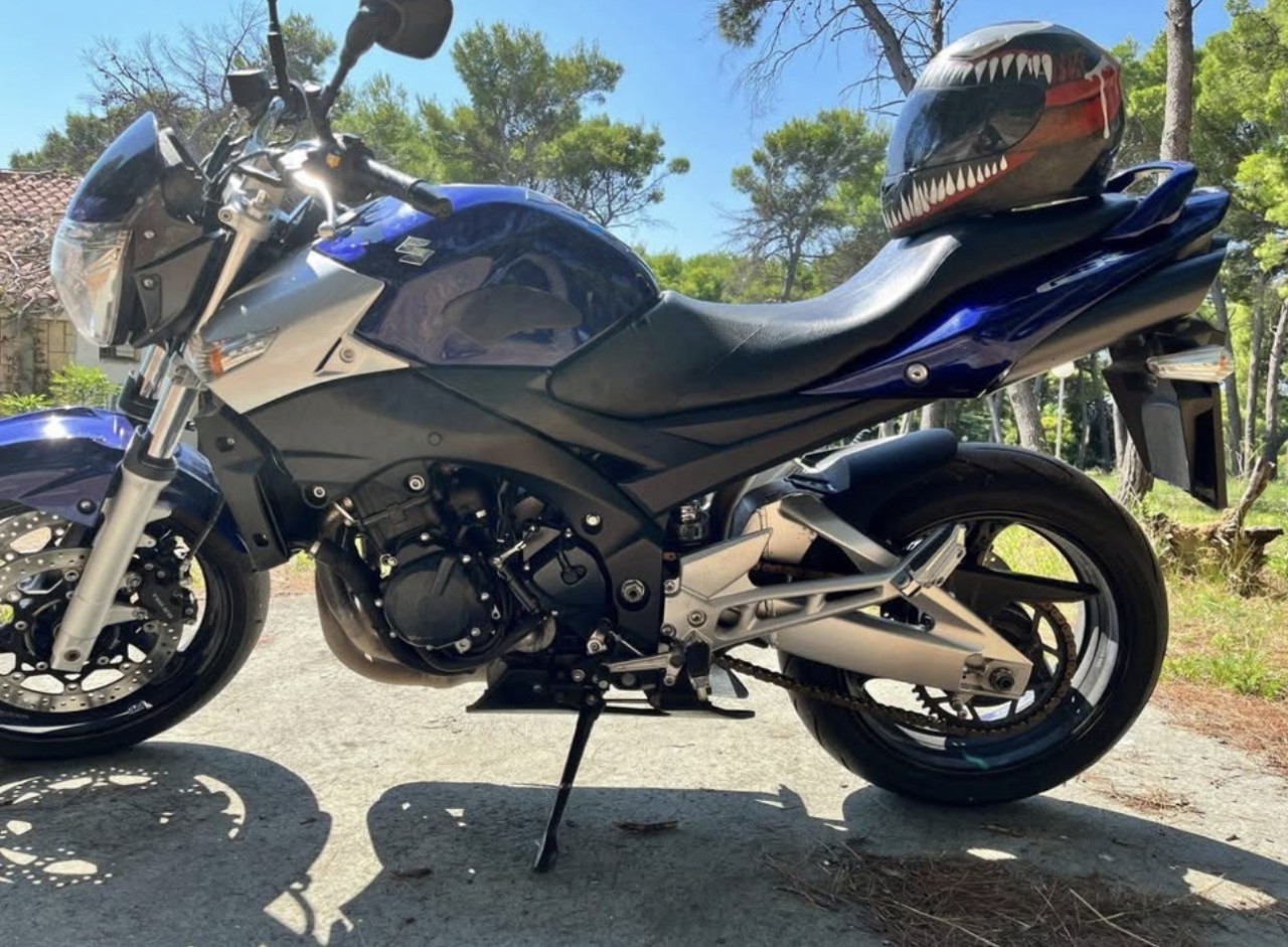 Suzuki 600 GSR