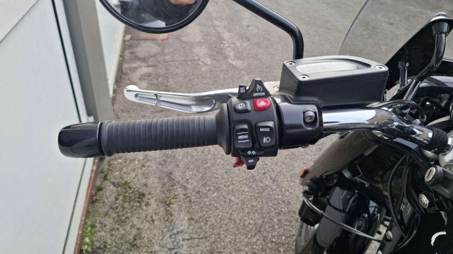 BMW R18 Classic, 11.084 km, kao nov, oprema, garancija, 2022 god.