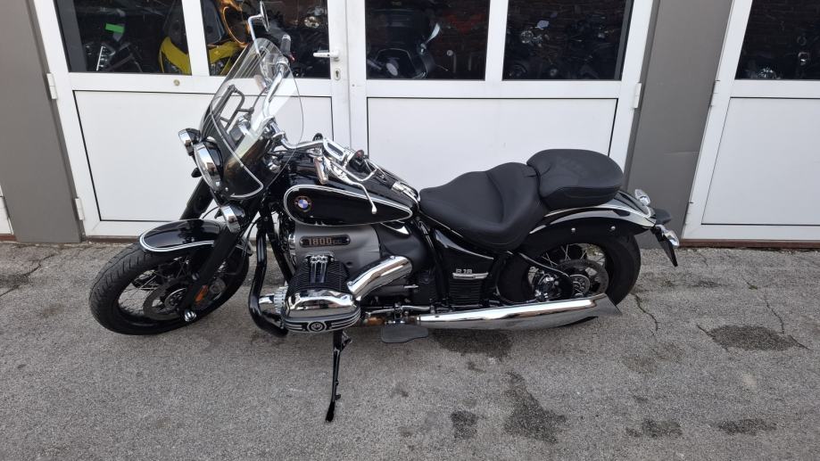 BMW R18 First Edition, 15.108 km, puno opreme, garancija, 2020 god.