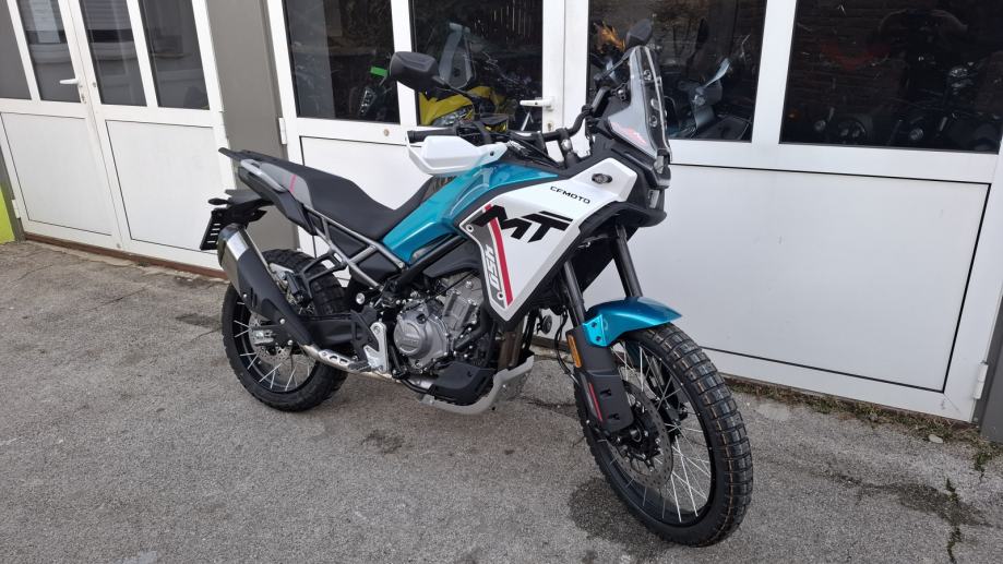 CFmoto 450 MT – novi motocikl, odmah spreman za isporuku, 2025 god.