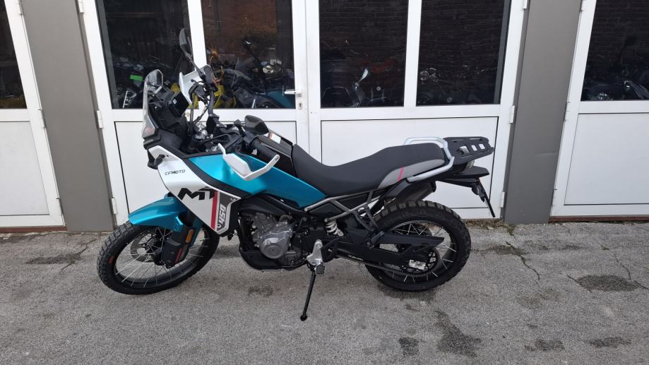 CFmoto 450 MT – novi motocikl, odmah spreman za isporuku, 2025 god.