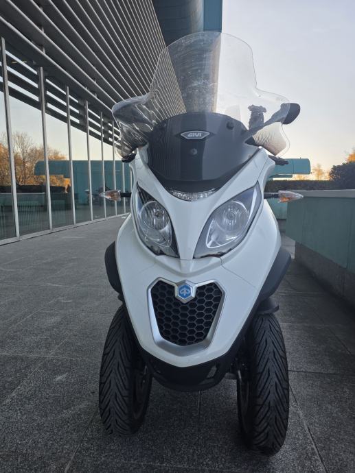 Piaggio MP3 500 i.e. 10.900 km, odlično očuvan, 2018 god.