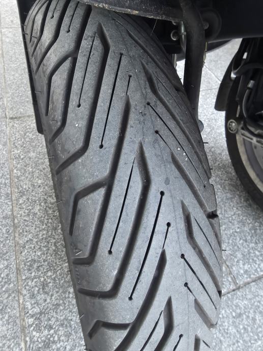 Piaggio MP3 500 i.e. 10.900 km, odlično očuvan, 2018 god.