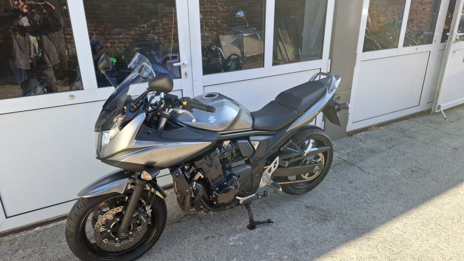 Suzuki GSF 650 Bandit ABS, 28.030 km, odlično stanje, garancija, 2011. g.