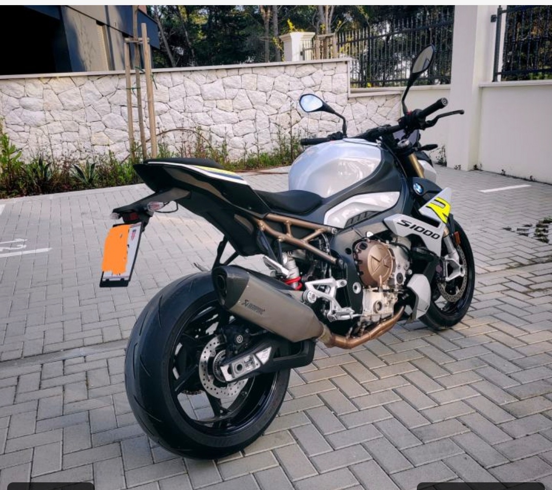 Bmw S1000R full akrapovic
