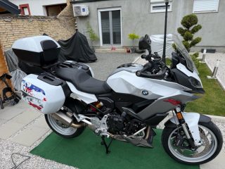bmw-900f-xr-00