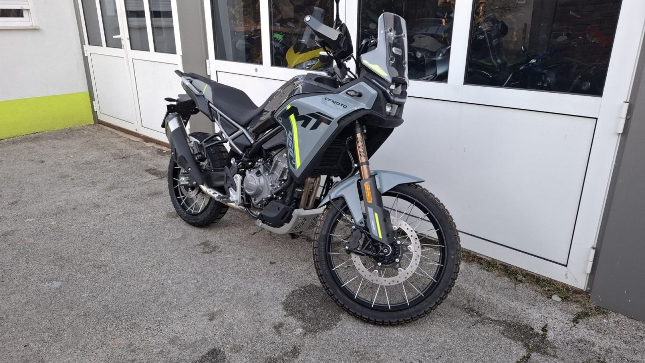 CFmoto 450 MT, novi motocikl – odmah spreman za isporuku, 2025 god.
