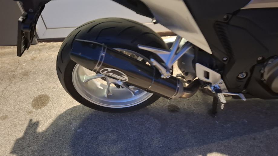 Honda VFR 1200 FA, 25.612 km, odlično stanje, garancija, 2010 god.