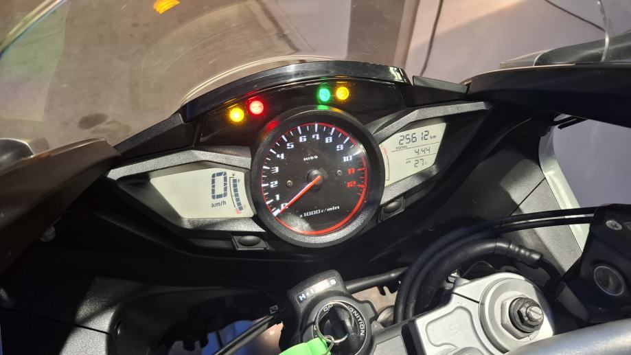 Honda VFR 1200 FA, 25.612 km, odlično stanje, garancija, 2010 god.