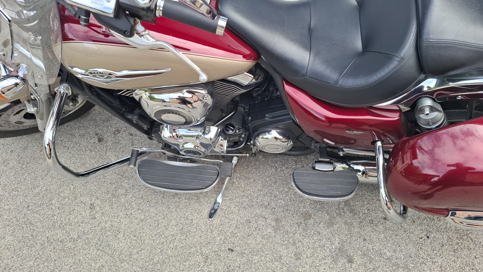 Kawasaki VN 1700 Classic Tourer, 8.673 km, kao nov, 2009 godište