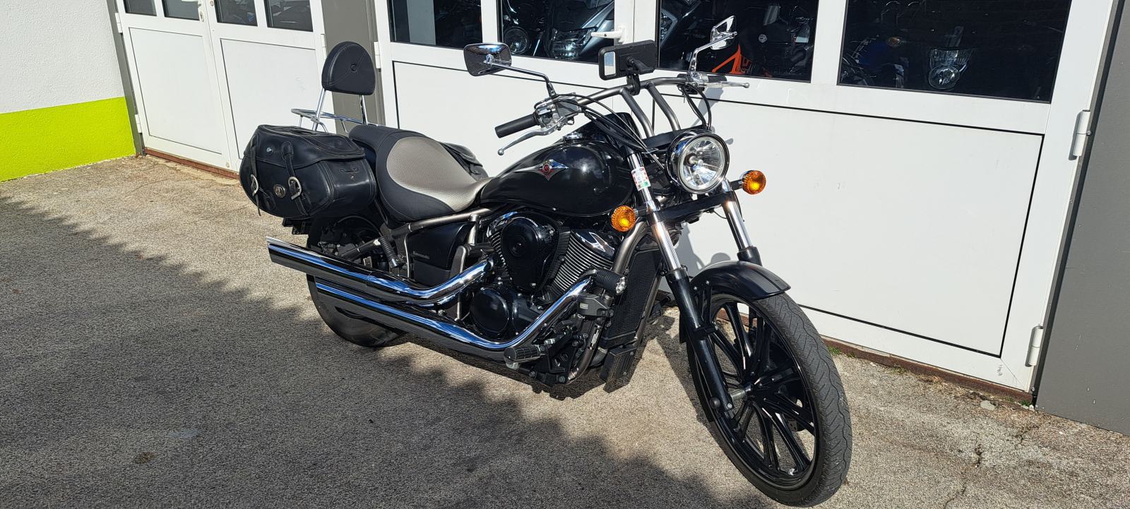 Kawasaki VN 900 Custom S.E. 26.839 km – Hepco Becker oprema, 2012 god.