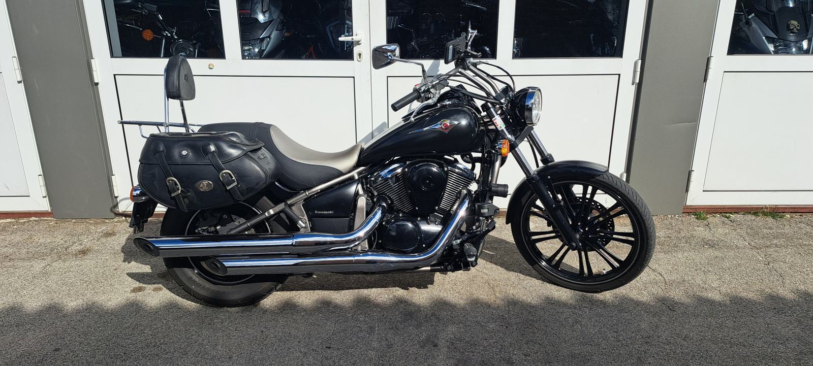 Kawasaki VN 900 Custom S.E. 26.839 km – Hepco Becker oprema, 2012 god.