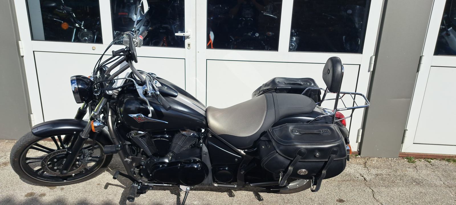 Kawasaki VN 900 Custom S.E. 26.839 km – Hepco Becker oprema, 2012 god.