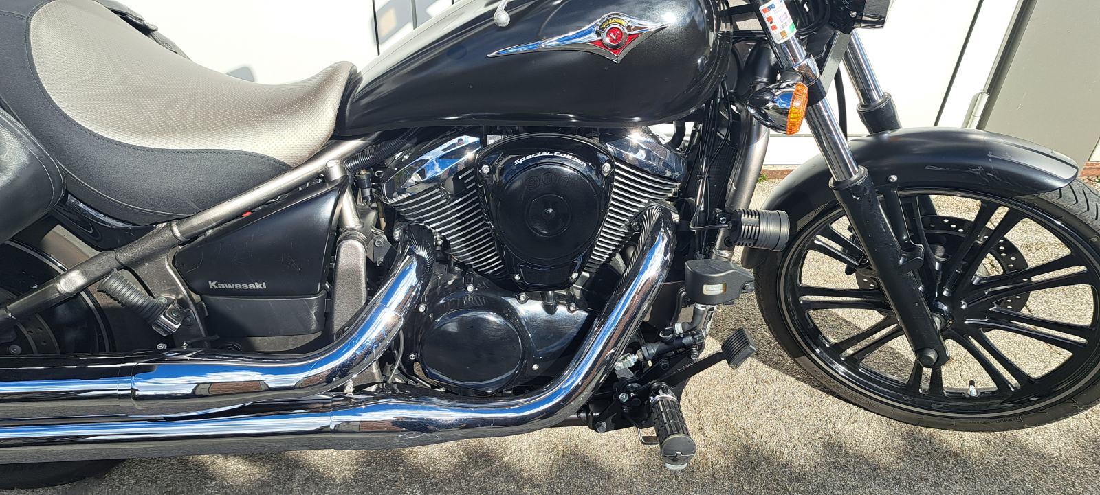 Kawasaki VN 900 Custom S.E. 26.839 km – Hepco Becker oprema, 2012 god.